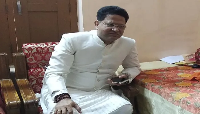 भूमि पूजन कार्यक्रम में आमंत्रित नहीं किया तो ले लूंगा जल समाधि: आजम खान