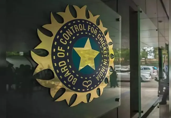आईपीएल-13 की तारीखों से प्रसारणकर्ता खुश नहीं, बोर्ड ने दिया रेटिंग का हवाला