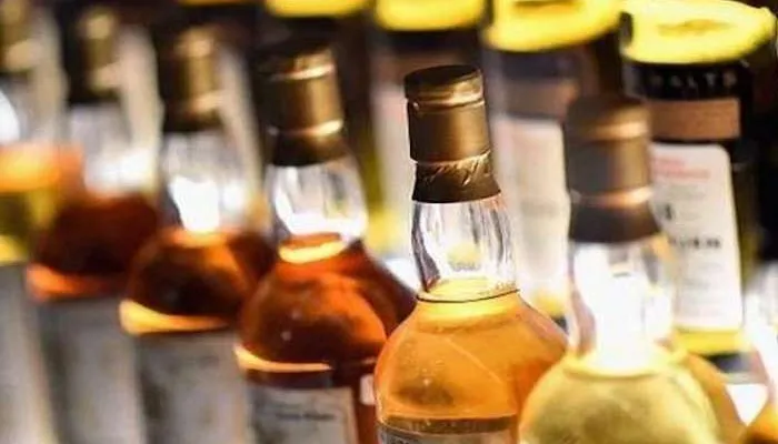 उप्र में सप्ताहांत लॉकडाउन में शराब की दुकाने रहेंगी खुली