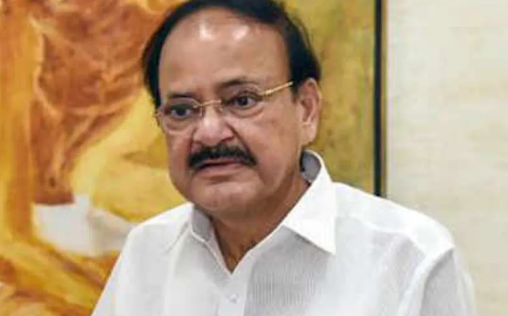 सोशल मीडिया पर कोविड मिथक पोस्ट करने से बचें: उपराष्ट्रपति