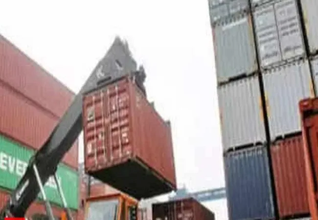 पटरी पर लौट रहा है भारतीय निर्यात