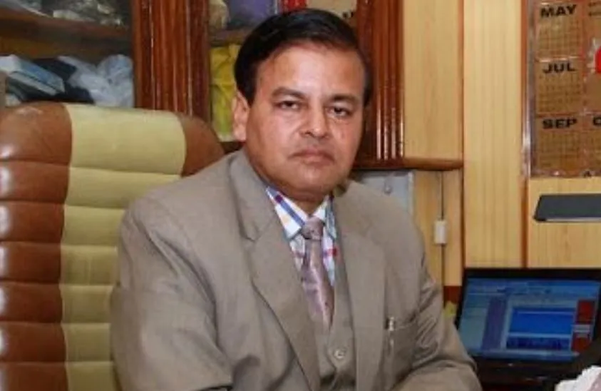 बरेली इंटरनेशनल यूनिवर्सिटी ने मंदिर निर्माण को दिए 11 लाख