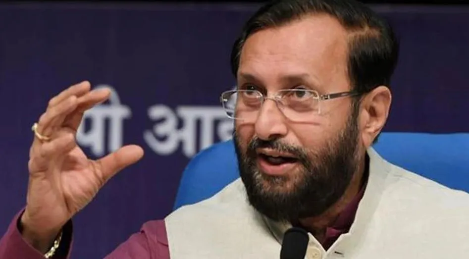 जावड़ेकर का राहुल पर पलटवार, गिनाईं छह माह की ‘उपलब्धियां’