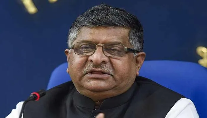 कानून बनने से तीन तलाक के मामले हुए कम: रविशंकर