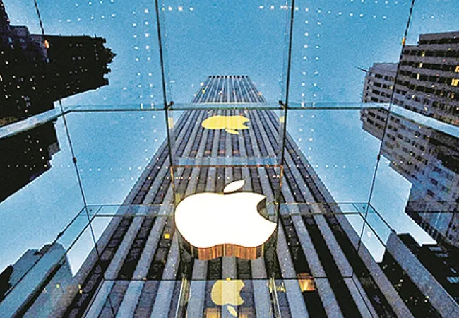 सऊदी अरामको को पछाड़ ‘Apple’ बनी दुनिया की सबसे मूल्यवान कंपनी