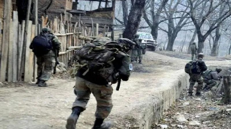 जम्मू-कश्मीर: सोपोर में सेना के गश्ती दल पर आतंकी हमला, एक जवान घायल