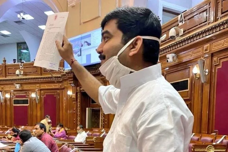 अयोध्या: विधानसभा में गूंजा पोंजी कंपनियों द्वारा गरीब निवेशकों को लूटे जाने का मामला