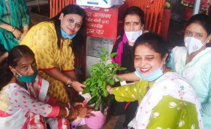 बरेली: इनरव्हील क्लब नार्थ के सदस्यों ने किया पौधरोपण