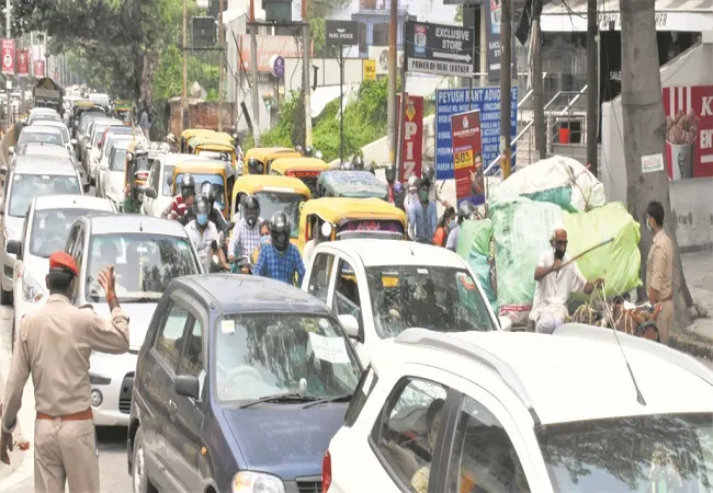 मुरादाबाद: स्मार्ट सिटी की तर्ज पर स्मार्ट होगी ट्रैफिक व्यवस्था