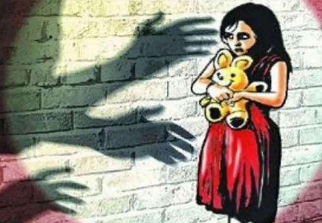 रिश्ते शर्मसार : ढाई साल की पोती से दादा ने किया दुष्कर्म