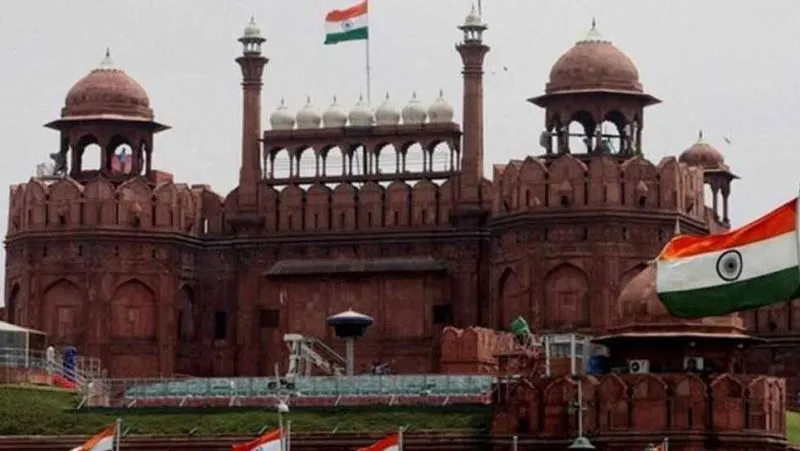 स्वतंत्रता दिवस पर मास्क लगाकर दो गज की दूरी पर बैठेंगे अतिथि