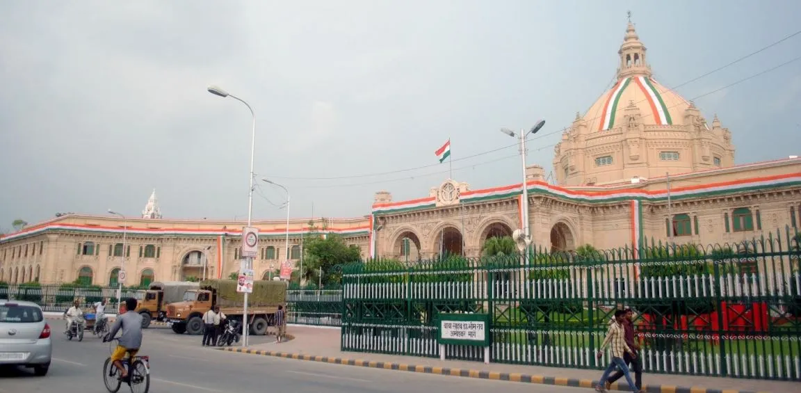 उप्र में होगा देश का पहला नियमित विधानसभा सत्र