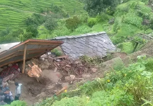 नेपाल: भूस्खलन में मृतकों की संख्या 18 हुई, तलाश अभियान जारी