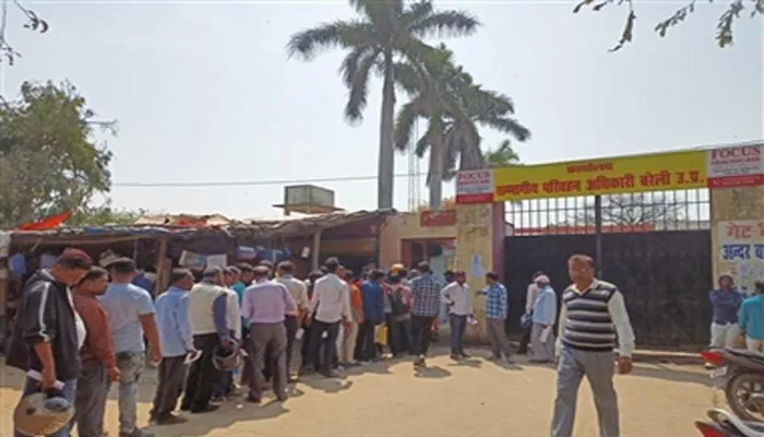 स्टिंग ऑपरेशन: ड्राइविंग नहीं आती… कोई बात नहीं, बन जाएगा लाइसेंस