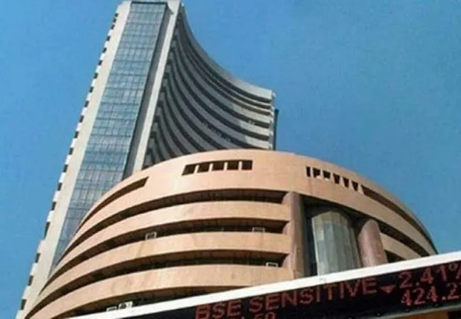 सेंसेक्स 200 अंक टूटा, निफ्टी भी 50 अंक से ज्यादा फिसला