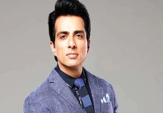 ‘दबंग’ के लिए डायलॉग राइटर बनें सोनू सूद