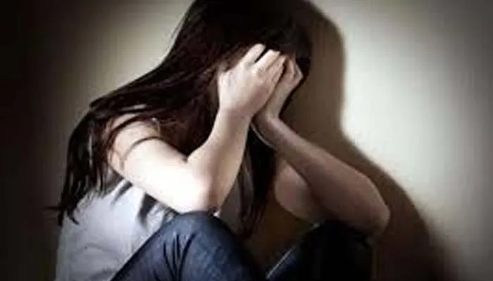 बरेली: बेटी बोली पिता लूटना चाहते हैं आबरू
