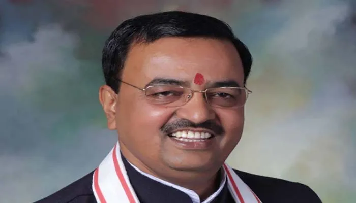 सपा बसपा में सिर्फ ट्विटर छाप नेता बचे हैं: केशव प्रसाद