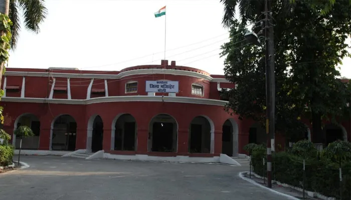 बरेली: कोविड काल में कलेक्ट्रेट में हुआ ‘भ्रष्टाचार’ कोतवाली में कैद