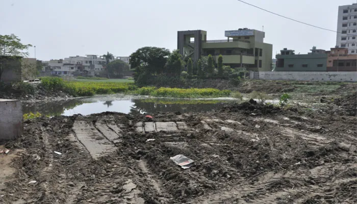 बरेली: ऐसे सिकुड़ता चला गया डेलापीर तालाब का अस्तित्व