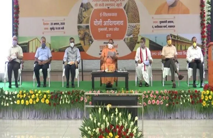 उप्र: सीएम योगी ने प्रदेश की 37 मंडियों में नए भंडार ग्रहों का किया ई-शिलान्यास