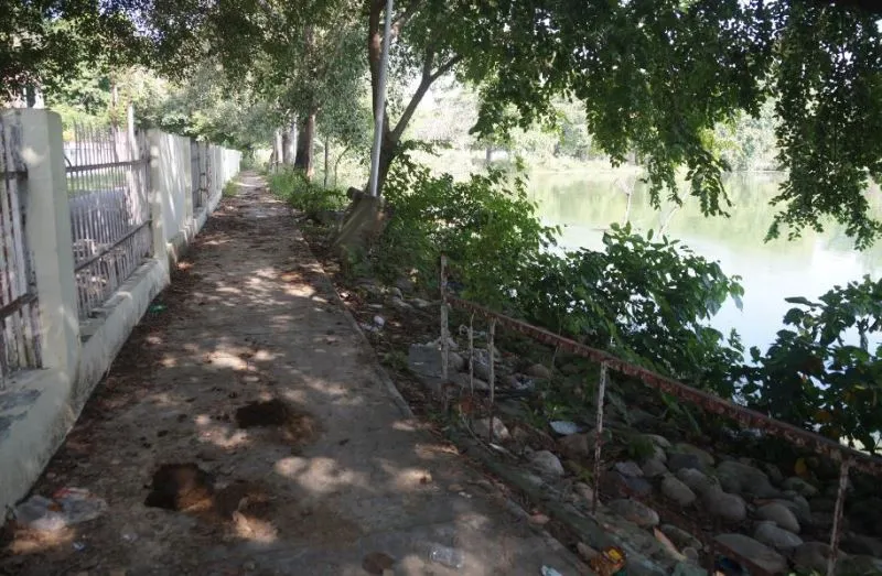 बरेली: अधिकारियों के दावों की पोल खोल रहे स्मार्ट सिटी के पार्क