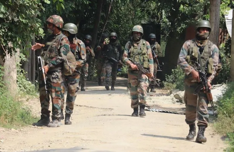 जम्मू-कश्मीर: लश्कर आतंकियों के चार मददगार गिरफ्तार