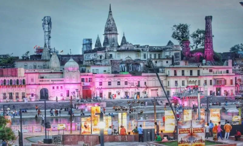 पुराने रंग-रूप में सज-संवर रही अयोध्या, जानिए कैसी दिखेगी राम की नगरी