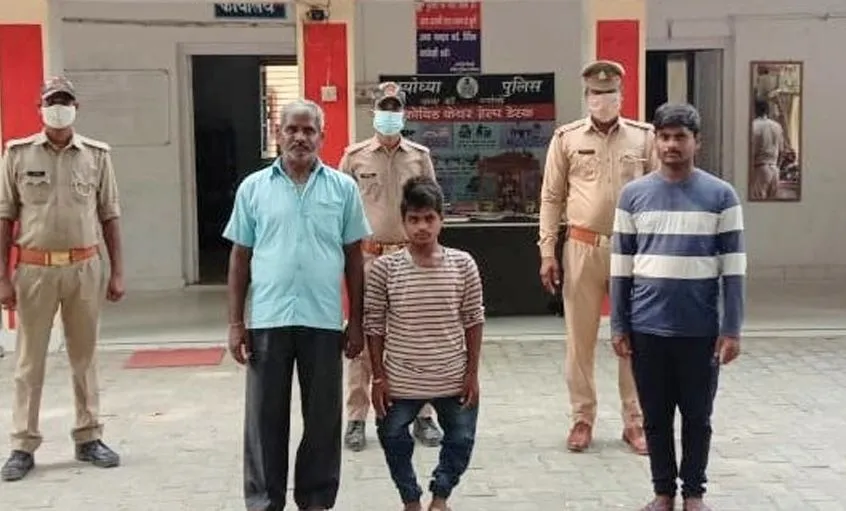 अयोध्या: दहेज की खातिर चढ़ा दी मासूम की बलि, तीन गिरफ्तार