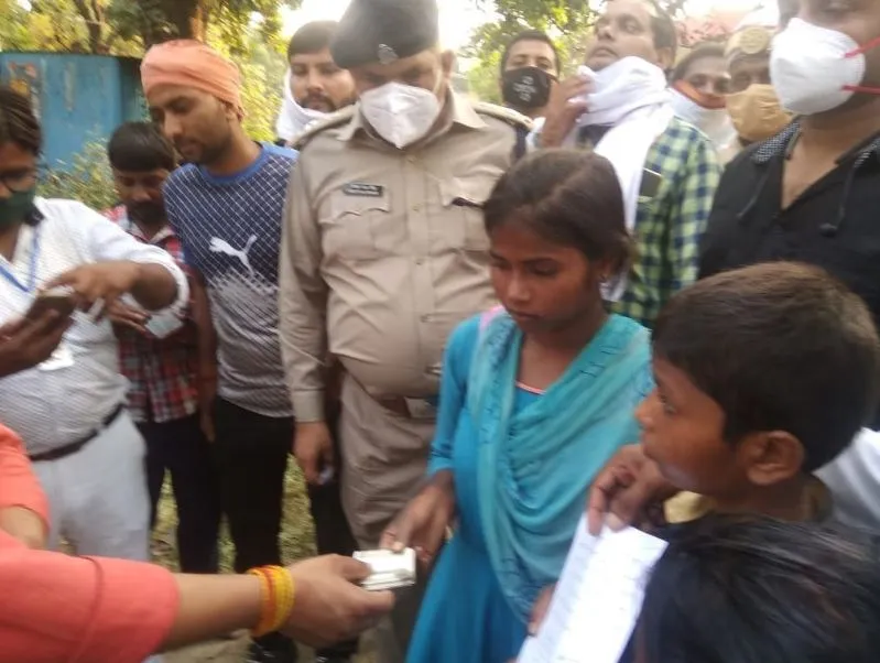 अयोध्या: बाड़बंदी में फैलाए गए करंट से युवक की मौत