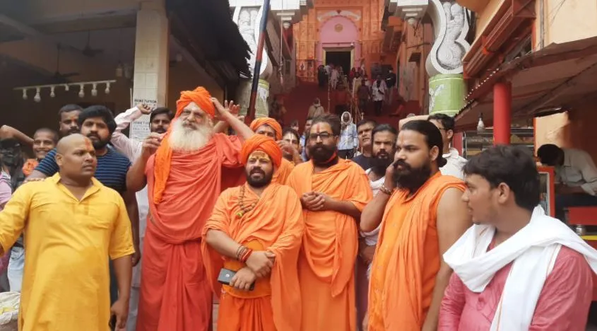 अयोध्या: राम नगरी में सतही सियासत बनी मौका