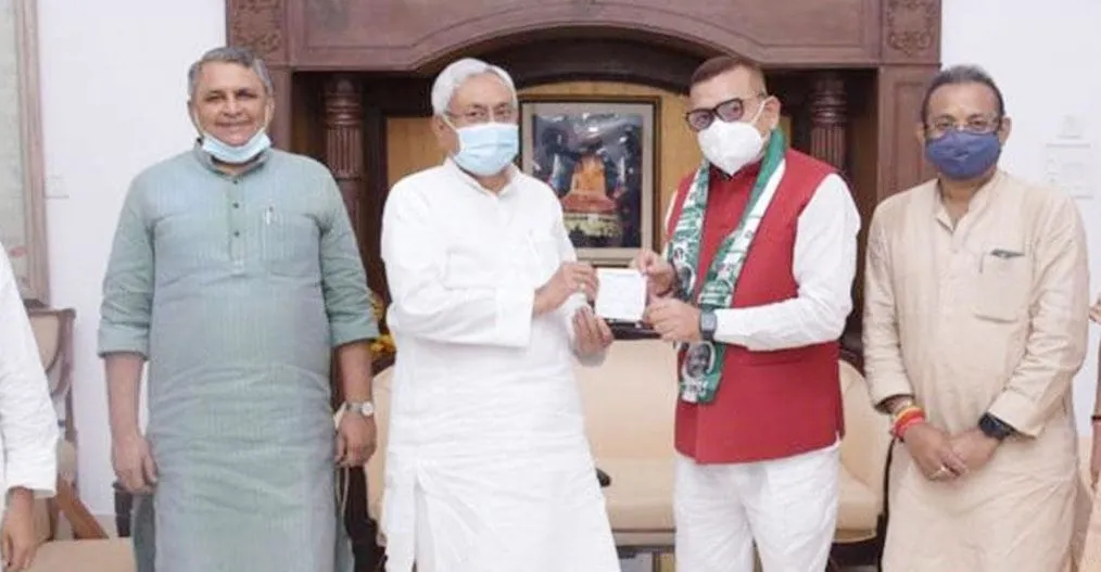 बिहार के पूर्व डीजीपी गुप्तेश्वर पांडेय जदयू में हुए शामिल