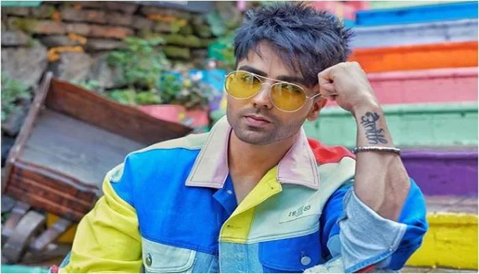 मैनचेस्टर सिटी फुटबॉल क्लब से जुड़े गायक हार्डी संधू