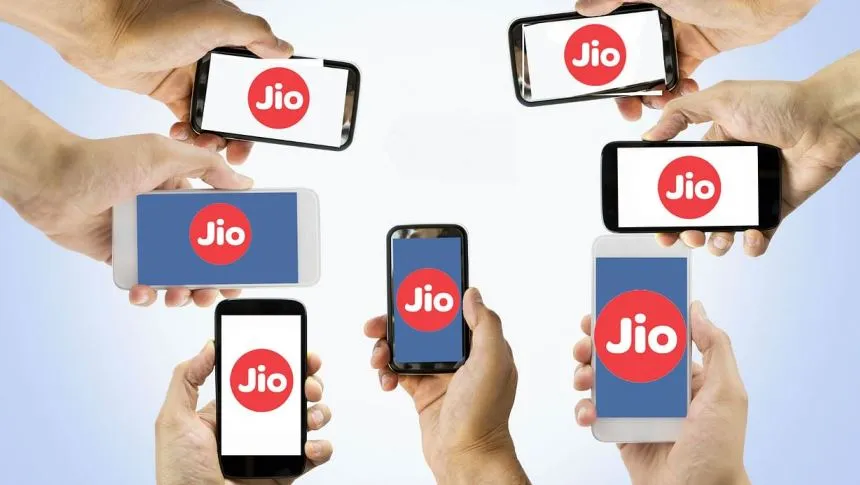 जियो के चार साल में 40 गुना कम हुईं डेटा कीमतें, देश खपत में पहले नंबर पर