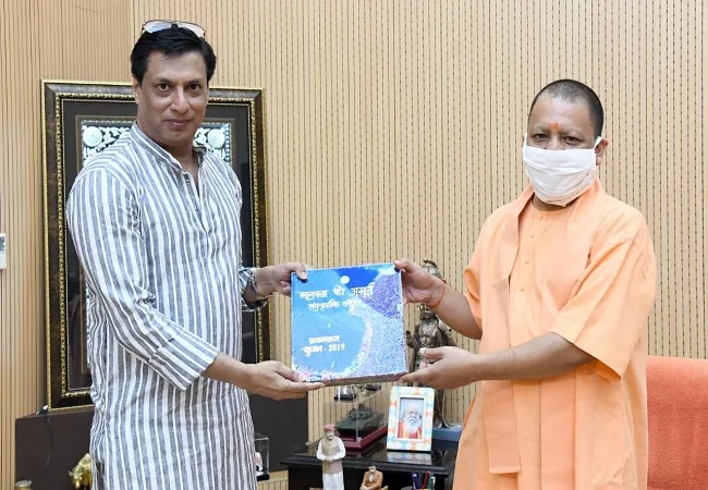 मधुर भंडारकर ने की सीएम योगी से मुलाकात, फिल्म सिटी पर हुई चर्चा