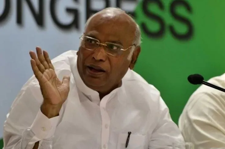 किसान ही नहीं श्रमिक शोषण का कानून भी लाई सरकार: कांग्रेस