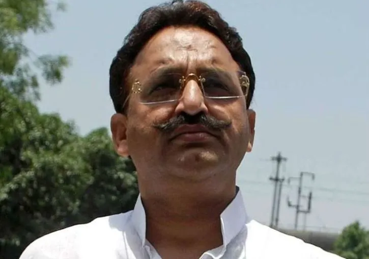 लखनऊ: मुख्तार अंसारी के गुर्गों के ठिकानों पर छापे, बाबू समेत 11 गिरफ्तार