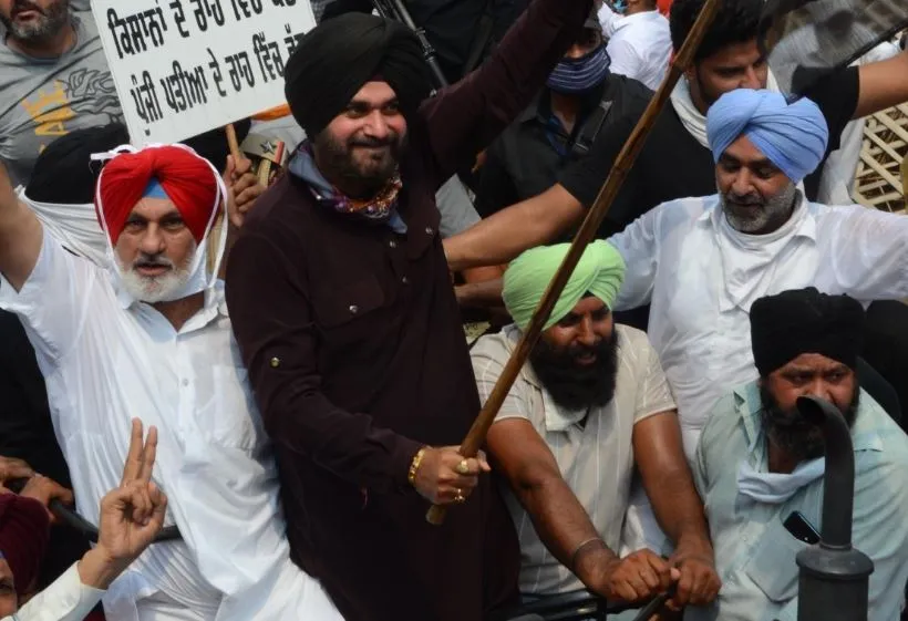 ‘काला कानून’ किसान समुदाय को बर्बाद कर देगा: सिद्धू