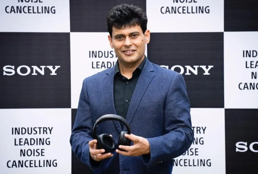 सोनी ने भारत में लॉन्च किया नया ओवर-इयर हेडफोन