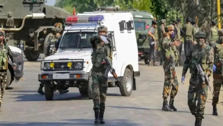 J&k: पुलवामा में सीआरपीएफ टीम पर आतंकी हमला, दो जवान शहीद