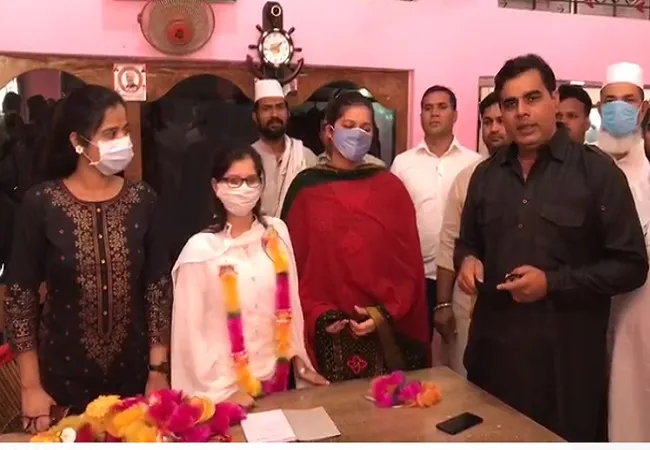 एक दिन की विधायक बनीं बिलारी की बेटी