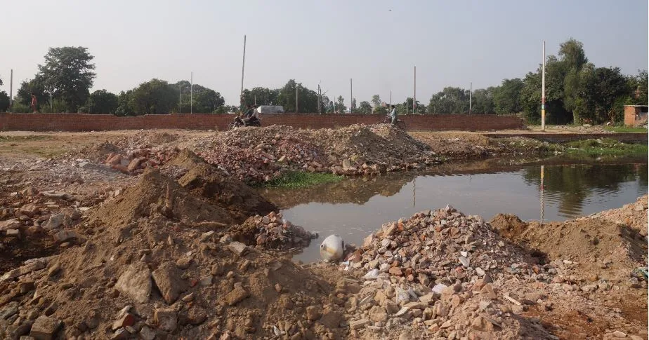 बरेली: छह हजार रुपये वर्ग गज बेच रहे किला नदी की जमीन