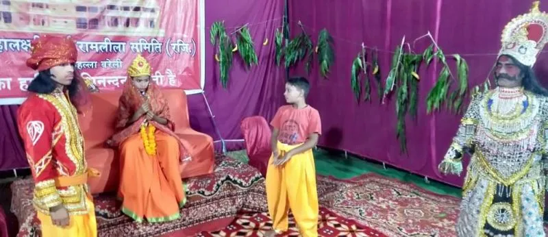 बरेली: हनुमान ने जला दी रावण की सोने की लंका