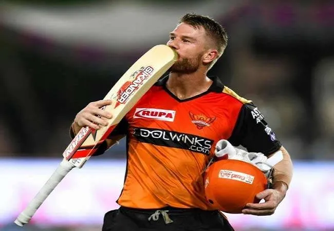 डेविड वॉर्नर ने तोड़ा विराट कोहली का रिकॉर्ड, 5000 रन बनाने वाले पहले विदेशी बने