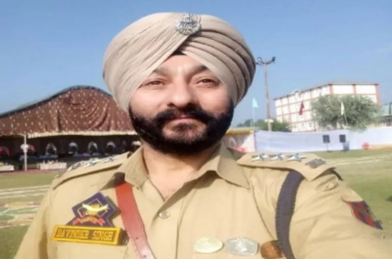 दविंदर मामला: परिमू ने 2017 से 5 बार हथियार हिज्बुल आंतकियों को पहुंचाए