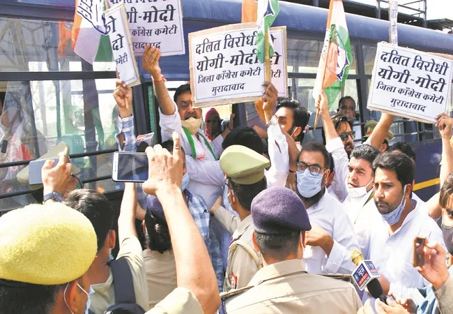 मुरादाबाद: वाल्मीकि समाज में आक्रोश, चौबीस घंटे की हड़ताल कर मांगा इंसाफ