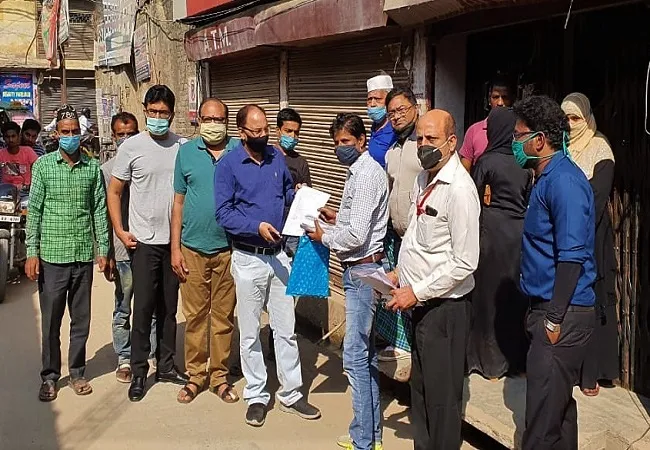 मुरादाबाद : 42 हजार का है लक्षय, अब तक 1300 स्ट्रीट वेंडर्स को मिला कर्ज