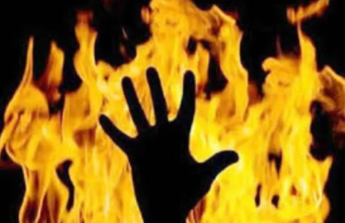 बरेली: पत्नी और साली को फंसाने के लिए शराबी ने लगाई आग