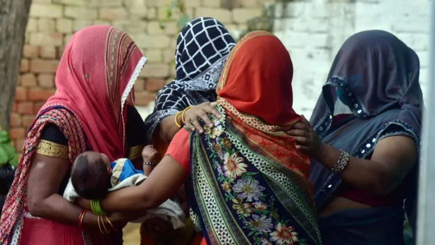 हाथरस कांड: आरोपियों की चिट्ठी के बाद पीड़ित परिवार ने कहा- ‘हमें जहर दे दो’