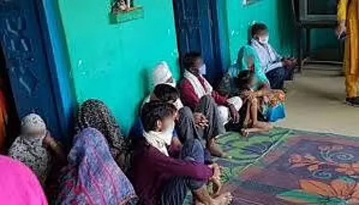 हाथरस: पीड़िता के परिवार की हाई कोर्ट में याचिका, कैद से मिले मुक्ति